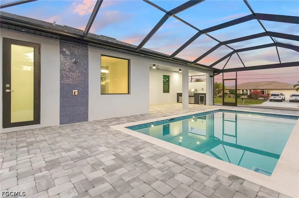 142 SW 33rd Place Cape Coral FL 33991