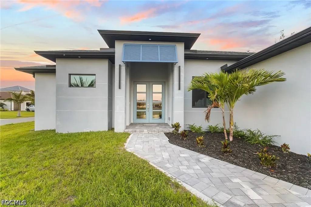 142 SW 33rd Place Cape Coral FL 33991