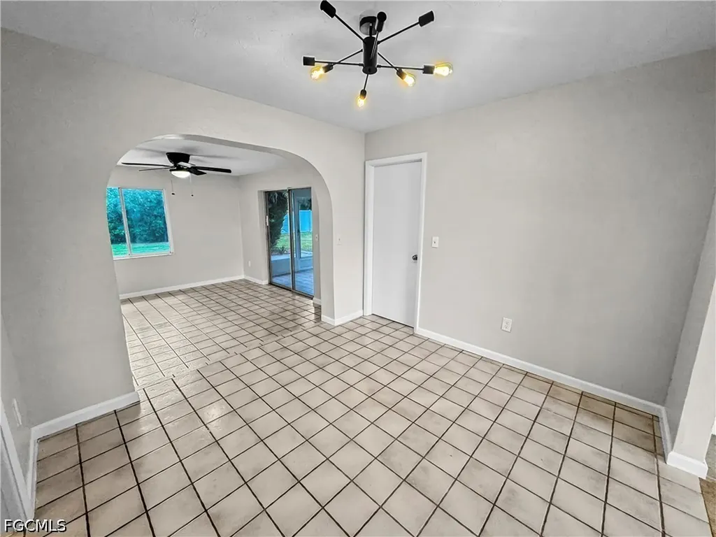 206 SE 46th Terrace Cape Coral FL 33904