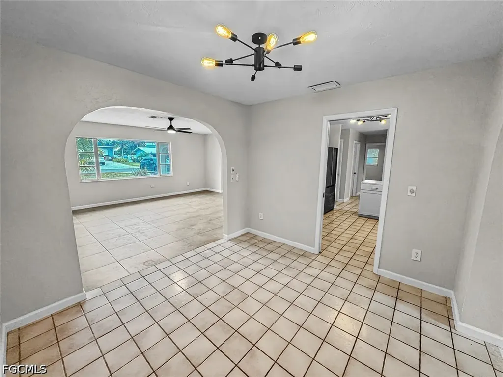 206 SE 46th Terrace Cape Coral FL 33904