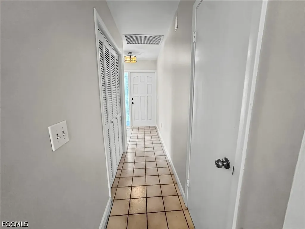 206 SE 46th Terrace Cape Coral FL 33904