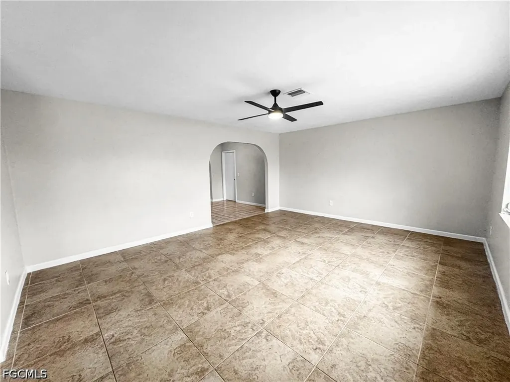 206 SE 46th Terrace Cape Coral FL 33904