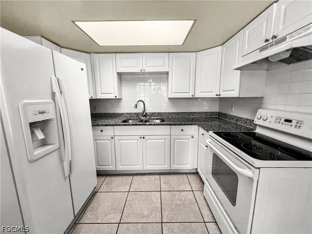 2239 Iris Way Fort Myers FL 33905