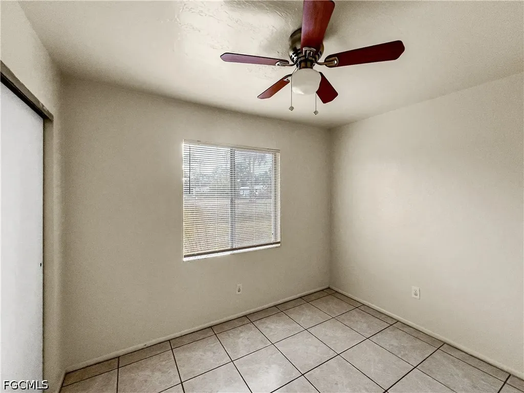 2239 Iris Way Fort Myers FL 33905