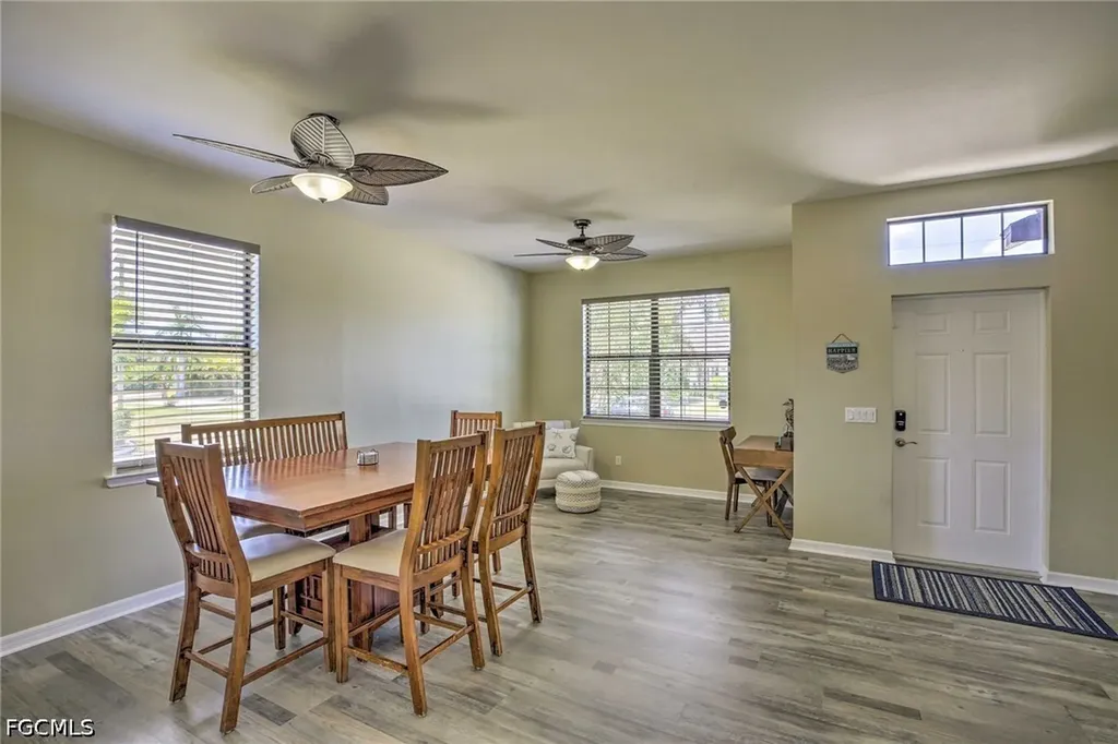 4521 SW 10th Avenue Cape Coral FL 33914