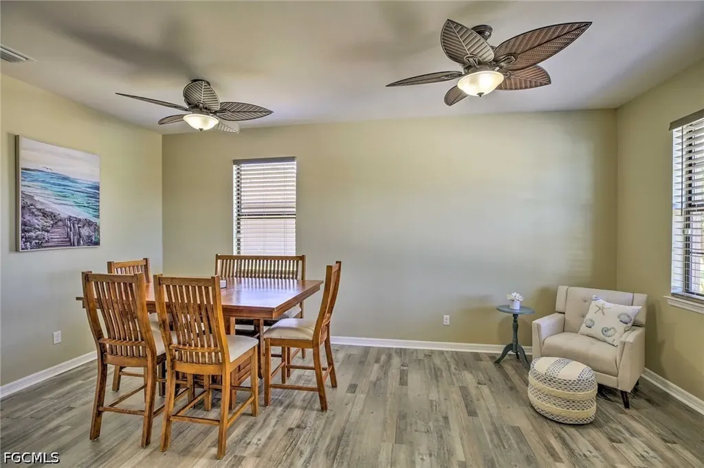 4521 SW 10th Avenue Cape Coral FL 33914