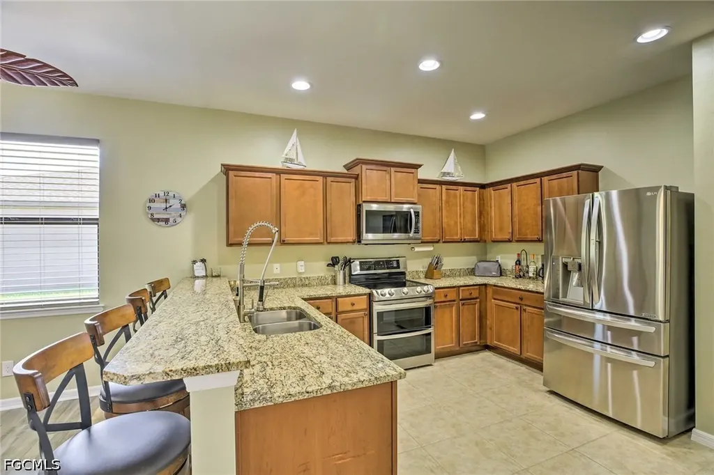 4521 SW 10th Avenue Cape Coral FL 33914