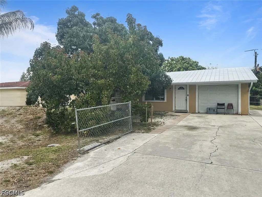13314 2nd Street Fort Myers FL 33905