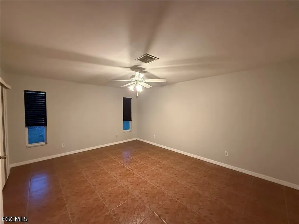 1713 SW 10th Place Cape Coral FL 33991