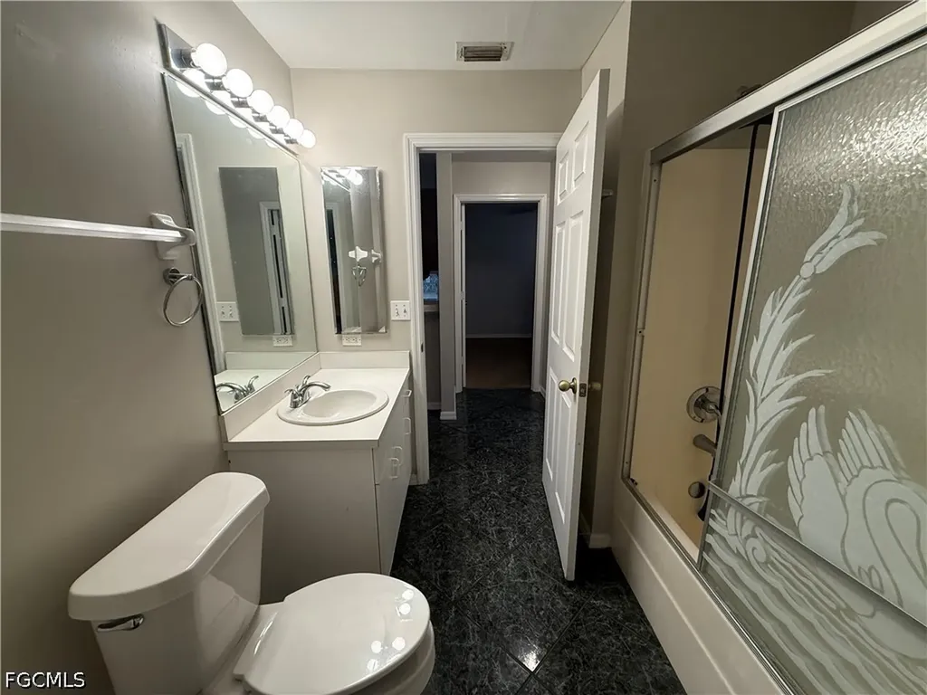 1713 SW 10th Place Cape Coral FL 33991
