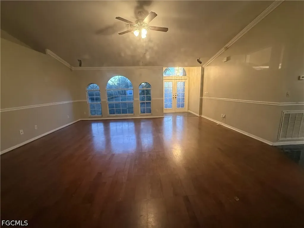 1713 SW 10th Place Cape Coral FL 33991