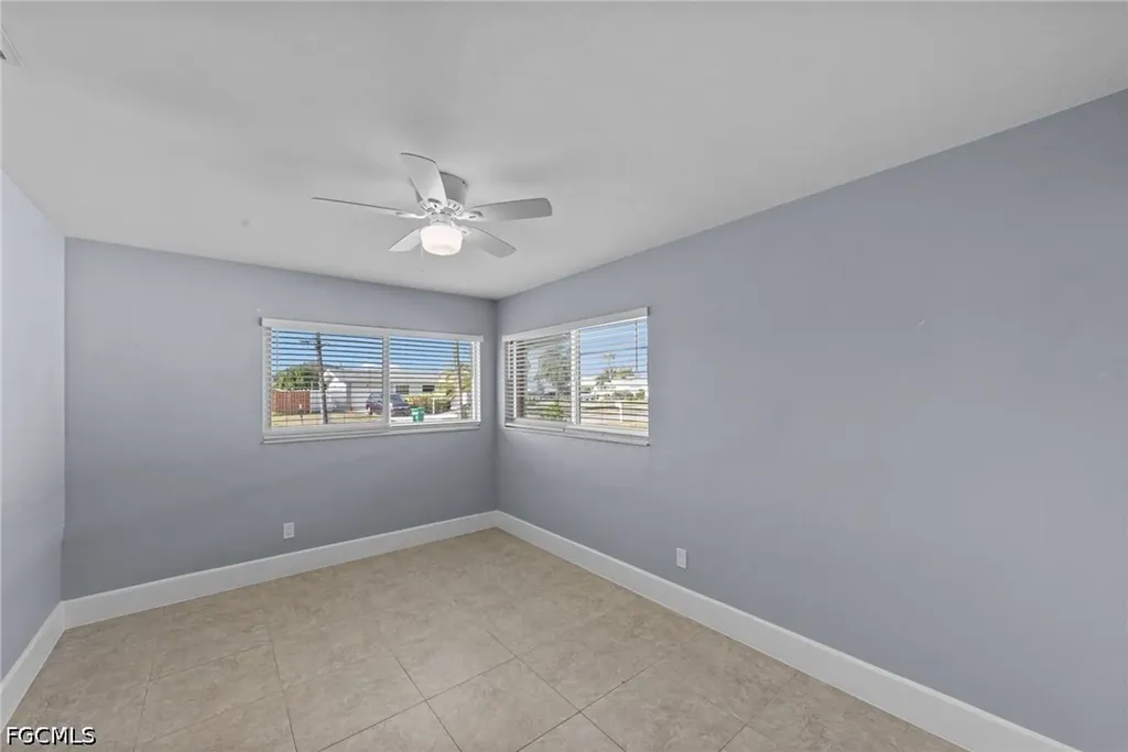 167 SW 53rd Street Cape Coral FL 33914