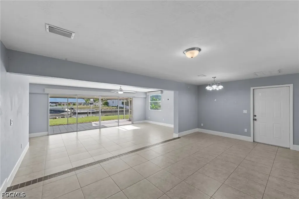 167 SW 53rd Street Cape Coral FL 33914
