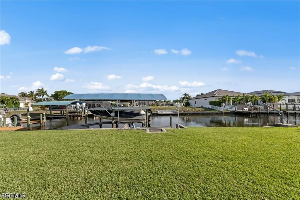 167 SW 53rd Street Cape Coral FL 33914