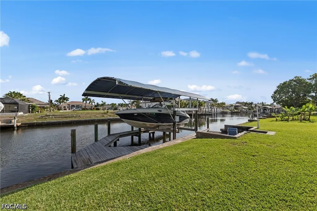 167 SW 53rd Street Cape Coral FL 33914
