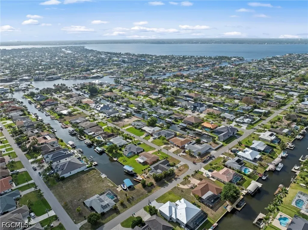 167 SW 53rd Street Cape Coral FL 33914