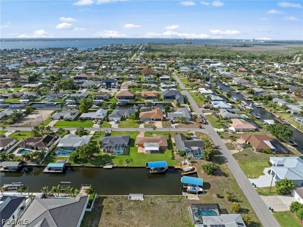 167 SW 53rd Street Cape Coral FL 33914