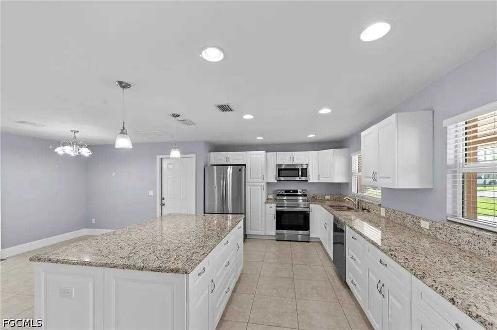 167 SW 53rd Street Cape Coral FL 33914