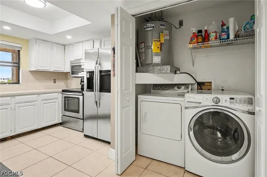 4703 SE 17th Place Cape Coral FL 33904