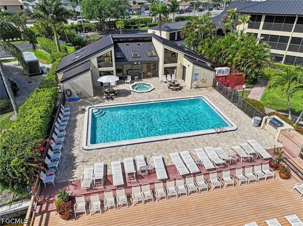 4703 SE 17th Place Cape Coral FL 33904