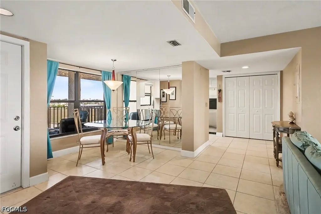 4703 SE 17th Place Cape Coral FL 33904