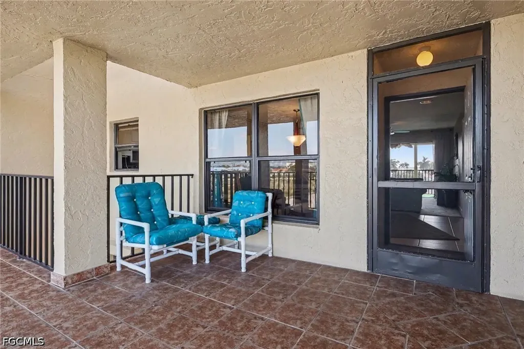 4703 SE 17th Place Cape Coral FL 33904