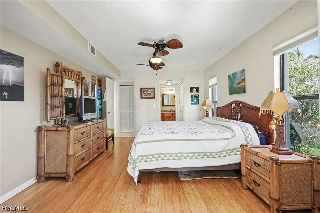4703 SE 17th Place Cape Coral FL 33904