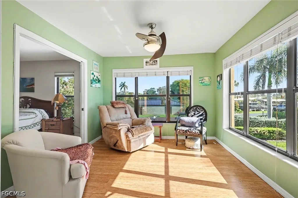 4703 SE 17th Place Cape Coral FL 33904