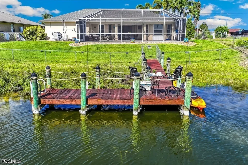 311 NE 17th Place Cape Coral FL 33909