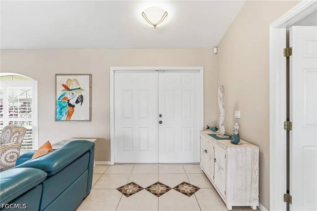 311 NE 17th Place Cape Coral FL 33909
