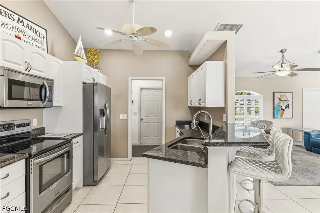 311 NE 17th Place Cape Coral FL 33909