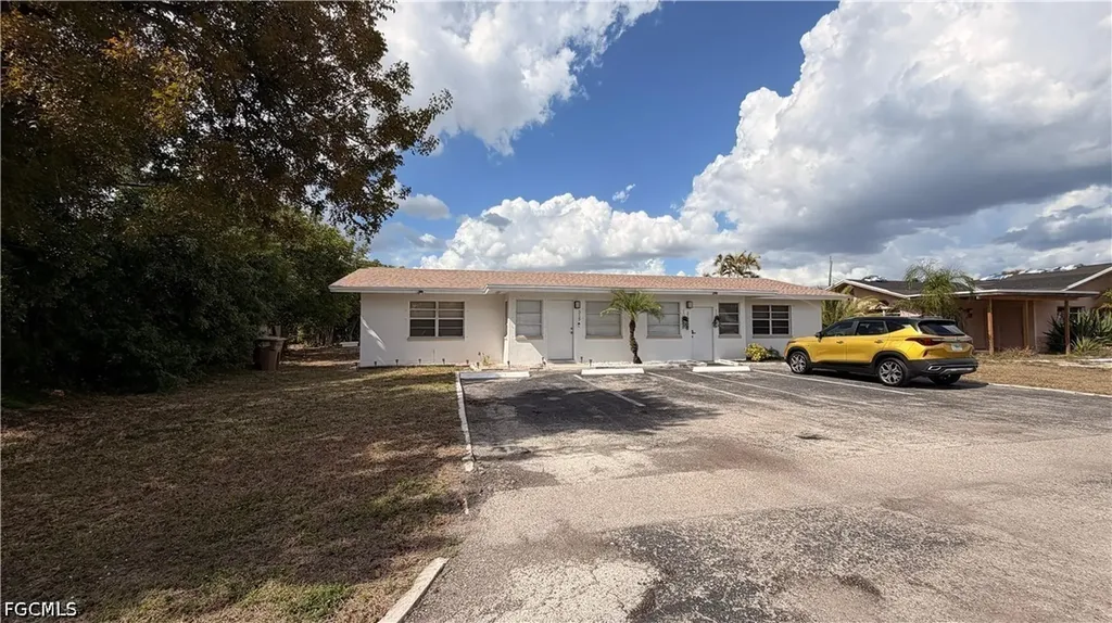 317 Tarpon Drive Cape Coral FL 33904
