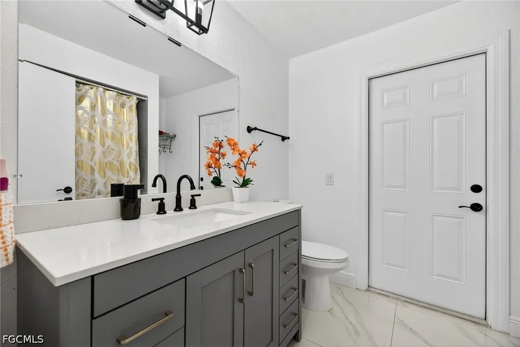 1641 8th Street NE Naples FL 34120