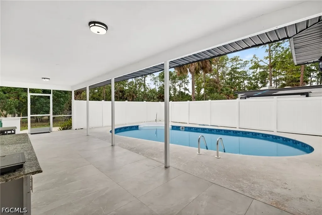 1641 8th Street NE Naples FL 34120