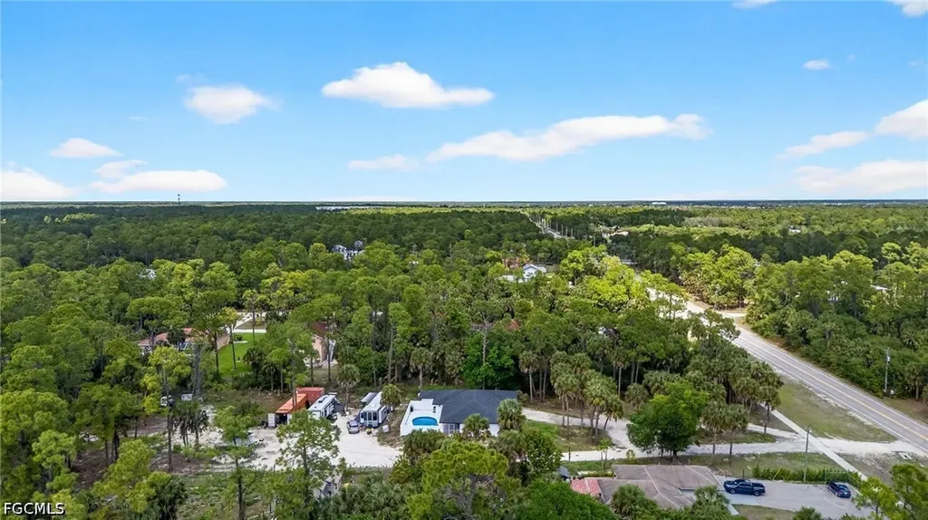 1641 8th Street NE Naples FL 34120
