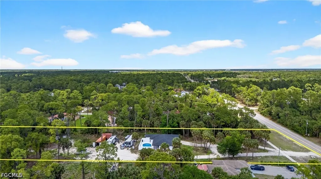1641 8th Street NE Naples FL 34120