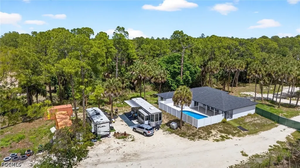 1641 8th Street NE Naples FL 34120