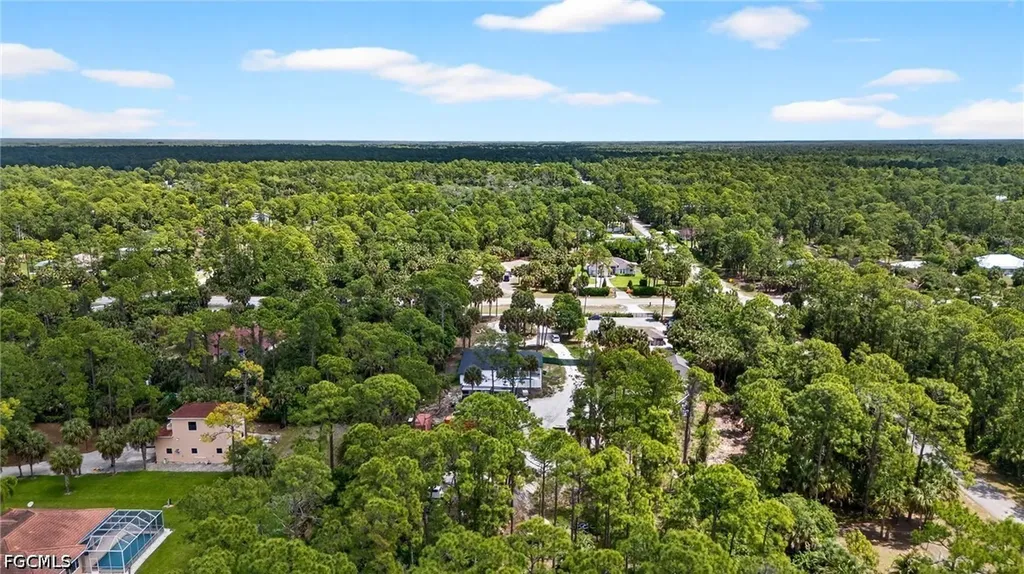 1641 8th Street NE Naples FL 34120