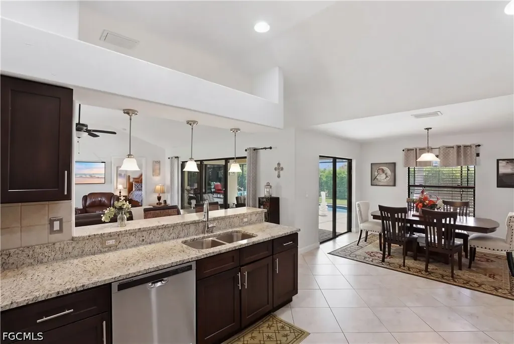 4702 SW 20th Avenue Cape Coral FL 33914