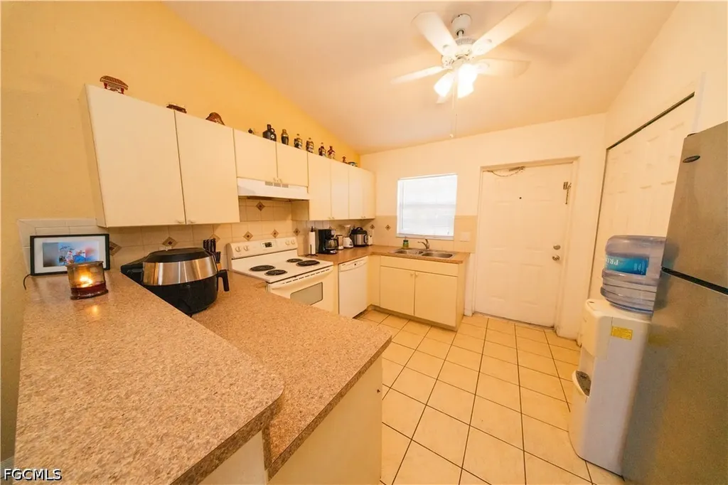 4519 25th Street SW Lehigh Acres FL 33973