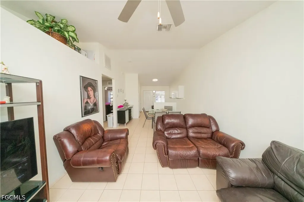 4519 25th Street SW Lehigh Acres FL 33973