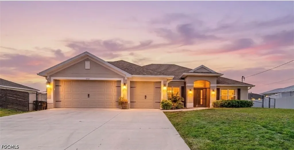 1513 NE 43rd Terrace Cape Coral FL 33909