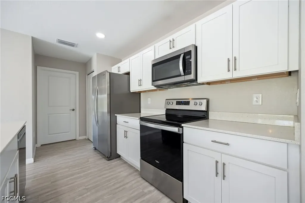 2512 NW 15th Avenue Cape Coral FL 33993