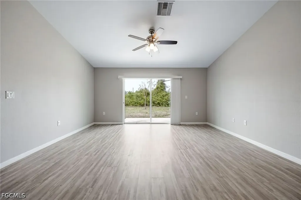 2512 NW 15th Avenue Cape Coral FL 33993