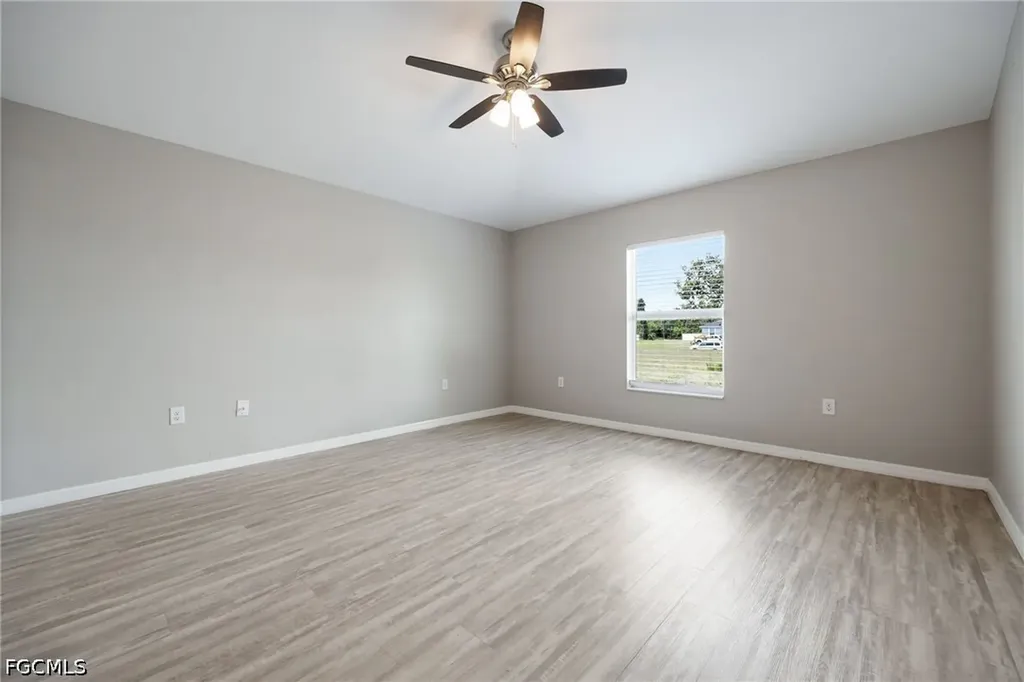 2512 NW 15th Avenue Cape Coral FL 33993