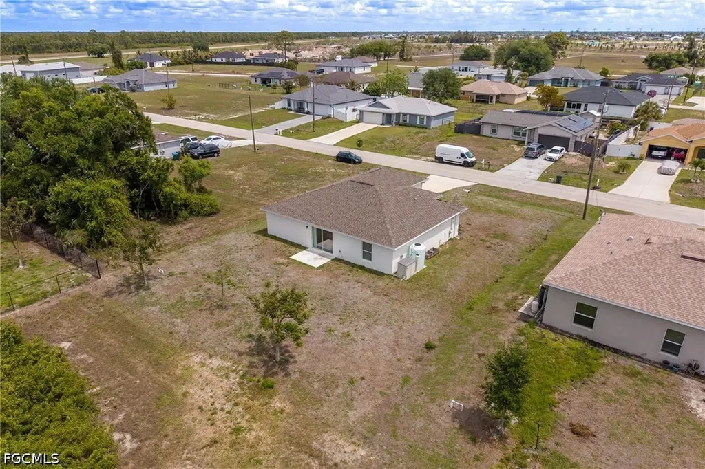 2512 NW 15th Avenue Cape Coral FL 33993