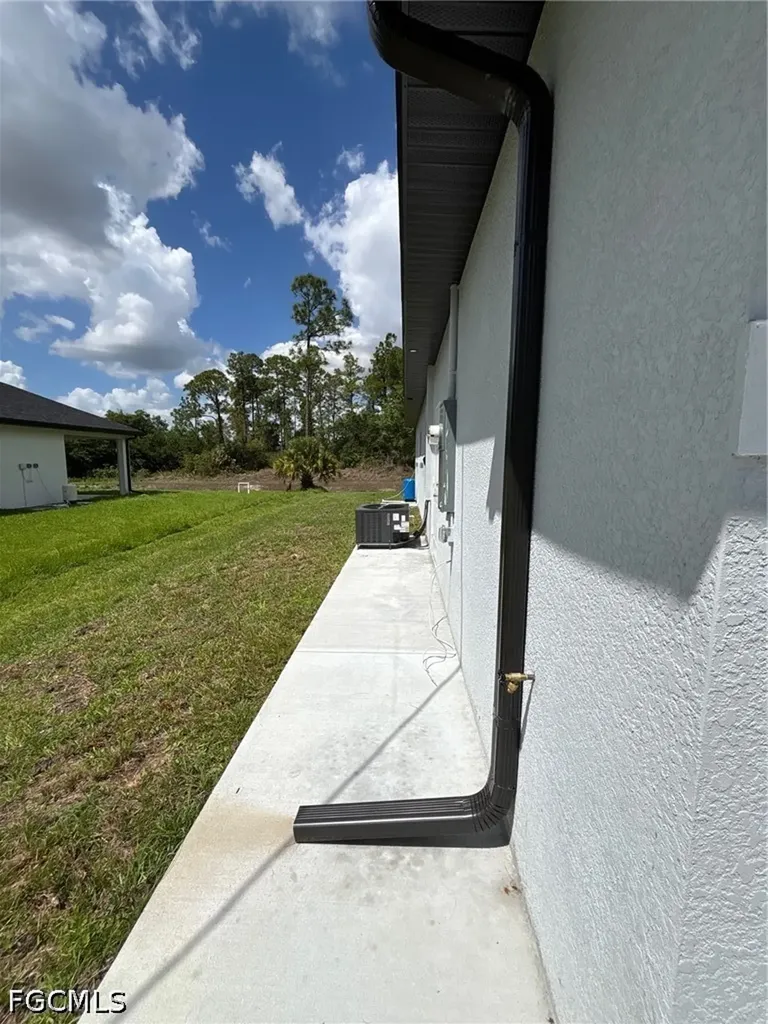 1139 Rahway Street Lehigh Acres FL 33974