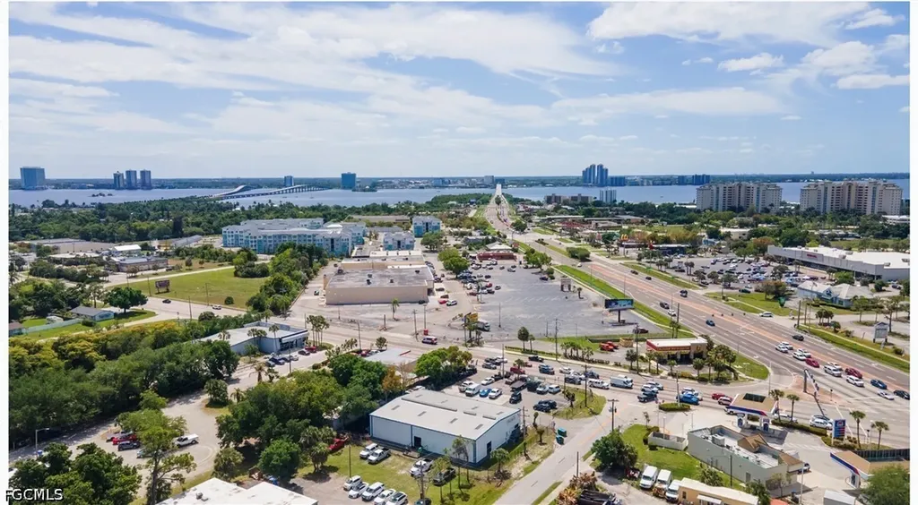 236 Pondella Road North Fort Myers FL 33903