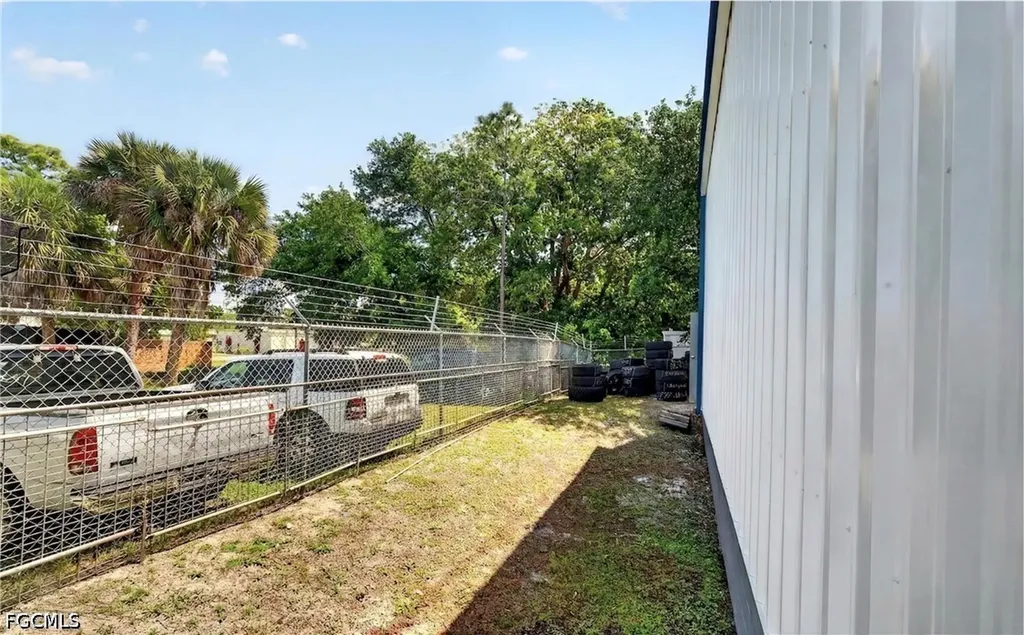 236 Pondella Road North Fort Myers FL 33903