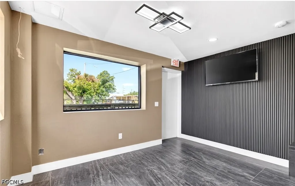 236 Pondella Road North Fort Myers FL 33903